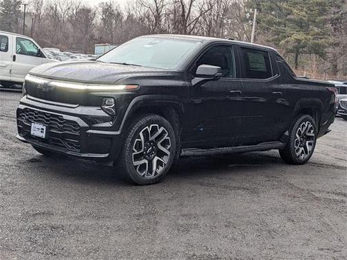 2025 Chevrolet Silverado EV RST
