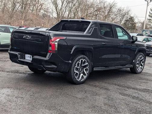 2025 Chevrolet Silverado EV RST