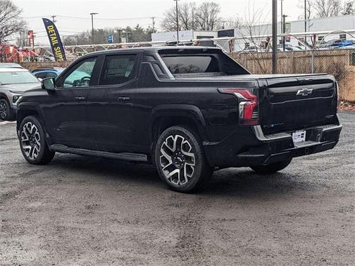 2025 Chevrolet Silverado EV RST