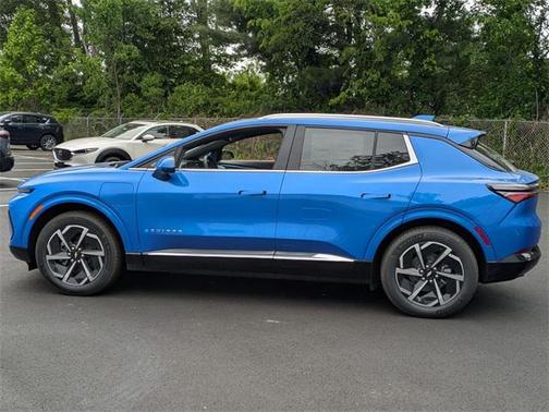 2025 Chevrolet Equinox EV LT