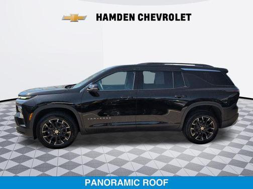 Mosaic Black Metallic 2025 Chevrolet Traverse LT