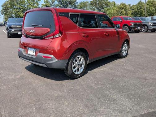 2022 Kia Soul LX