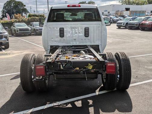 2025 Chevrolet Silverado 3500 WT