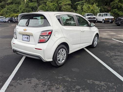 2017 Chevrolet Sonic LT