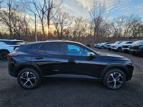 2025 Chevrolet Trax FWD 1RS