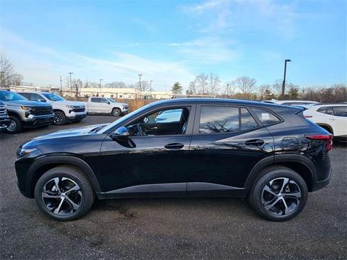 2025 Chevrolet Trax FWD 1RS