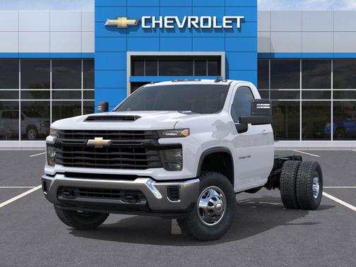 Summit White 2025 Chevrolet Silverado 3500 WT