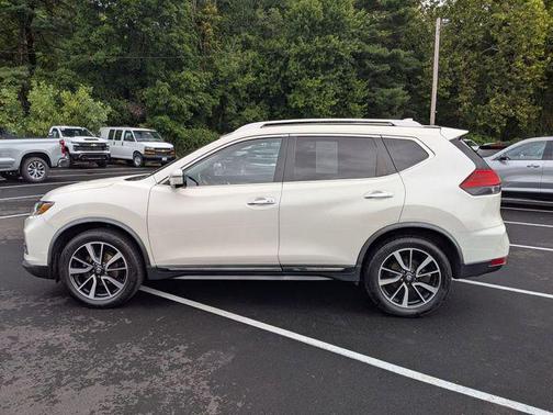 2017 Nissan Rogue SL
