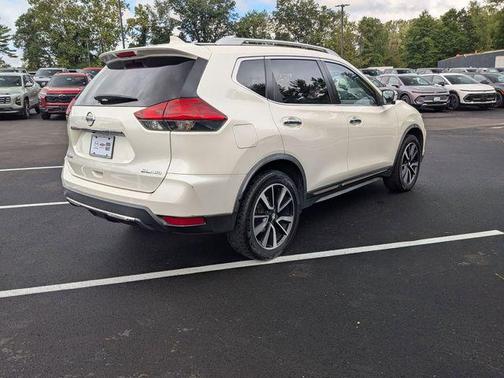 2017 Nissan Rogue SL