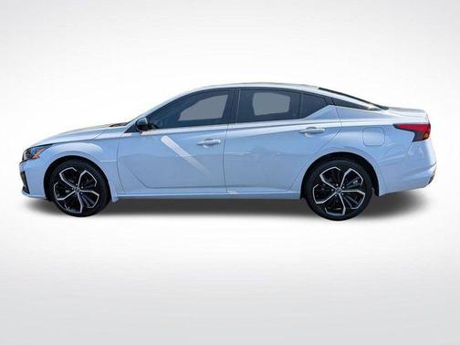 2024 Nissan Altima SR Intelligent AWD