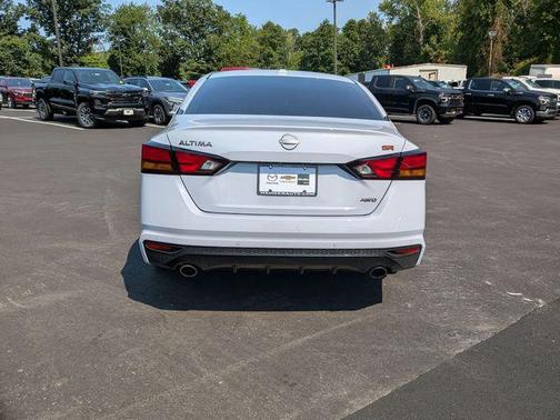 2024 Nissan Altima SR Intelligent AWD