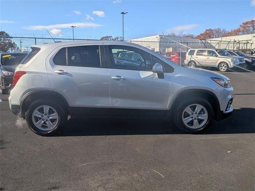 2022 Chevrolet Trax LS