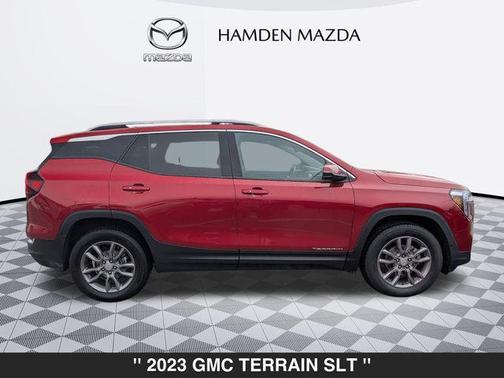 2023 GMC Terrain SLT