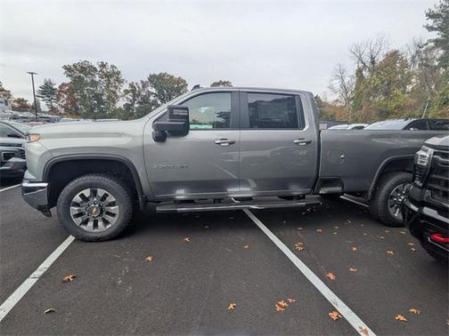 2025 Chevrolet Silverado 3500 LT
