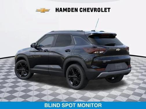 Mosaic Black Metallic 2026 Chevrolet Trailblazer LT