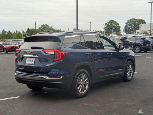 2022 GMC Terrain SLT