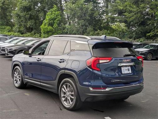 2022 GMC Terrain SLT