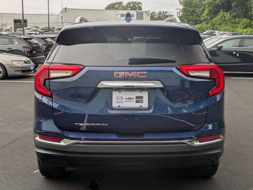 2022 GMC Terrain SLT