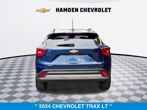 Blue Glow Metallic 2024 Chevrolet Trax LT