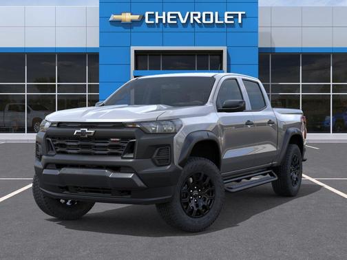 Sterling Gray Metallic 2026 Chevrolet Colorado Trail Boss