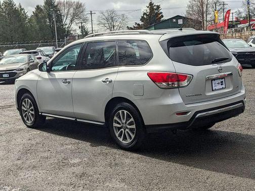 2016 Nissan Pathfinder S