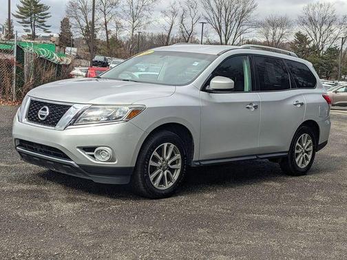 2016 Nissan Pathfinder S