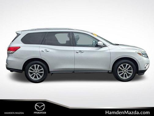 2016 Nissan Pathfinder S