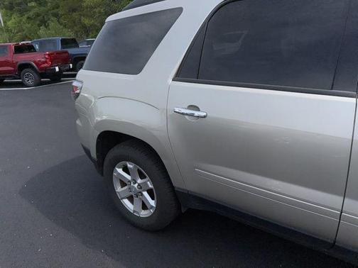 2015 GMC Acadia SLE-2