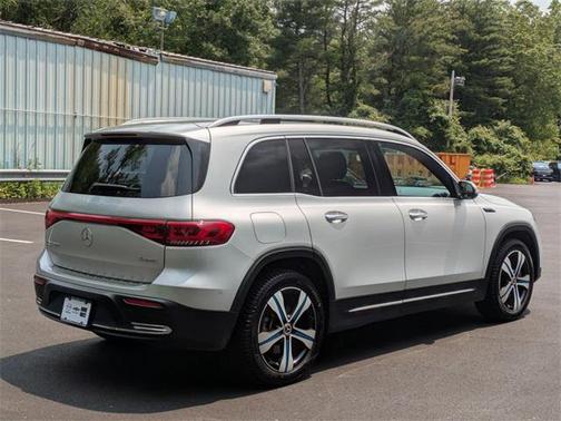 2022 Mercedes-Benz EQB 300 4MATIC