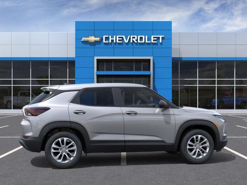 Sterling Gray Metallic 2026 Chevrolet Trailblazer LS