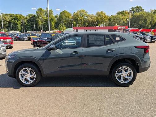 2025 Chevrolet Trax LS