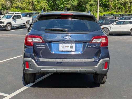 2018 Subaru Outback 2.5i Touring