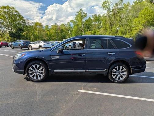 2018 Subaru Outback 2.5i Touring