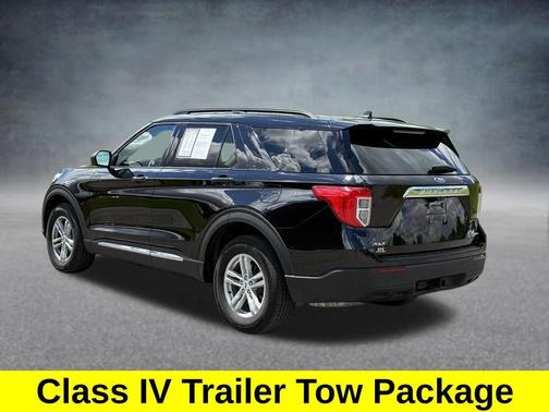Black Metallic 2024 Ford Explorer XLT