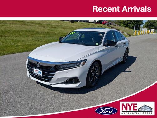 Platinum White 2022 Honda Accord EX-L