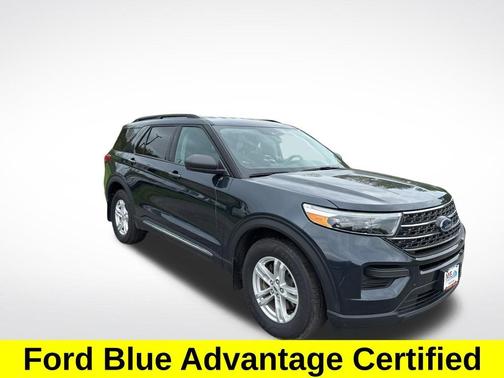 Blue Metallic 2022 Ford Explorer XLT