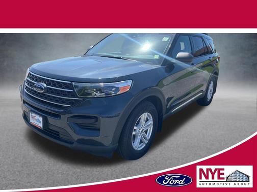 Blue Metallic 2022 Ford Explorer XLT