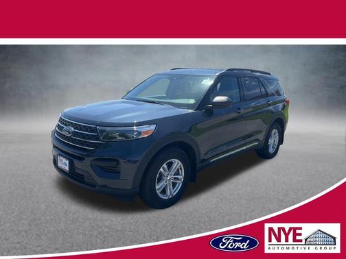 Blue Metallic 2022 Ford Explorer XLT