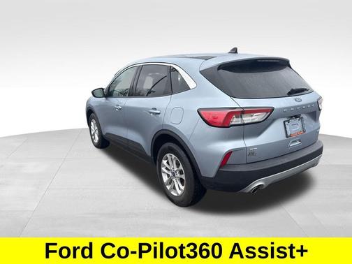 Ice Blue 2022 Ford Escape SE