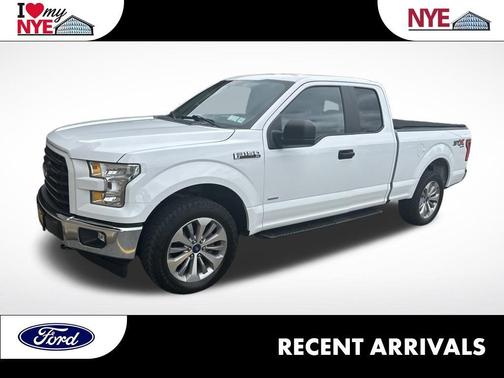 Oxford White 2017 Ford F-150 XL