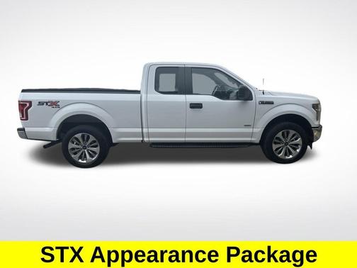 Oxford White 2017 Ford F-150 XL