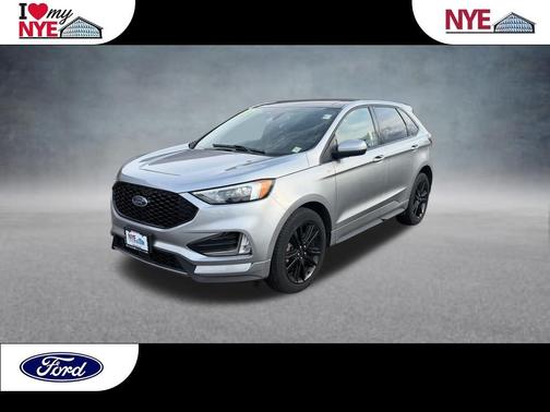Silver Metallic 2022 Ford Edge ST Line