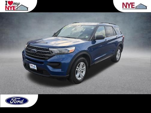 Blue Metallic 2022 Ford Explorer XLT