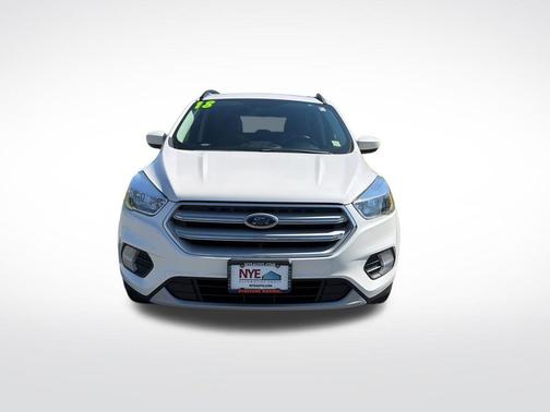 White Platinum Clearcoat Metallic 2018 Ford Escape SE