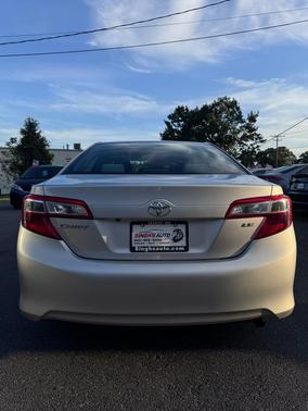 2014 Toyota Camry SE