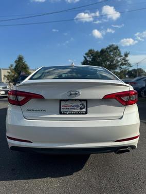 2017 Hyundai SONATA SE