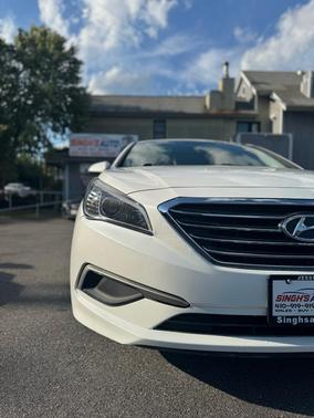 2017 Hyundai SONATA SE
