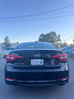 2016 Hyundai SONATA SE