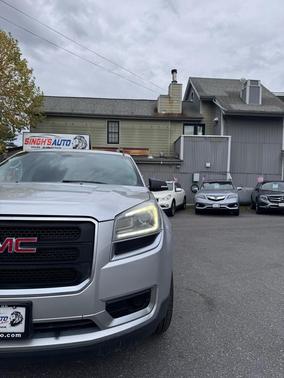 2013 GMC Acadia SLE-2