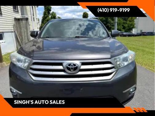 2013 Toyota Highlander SE